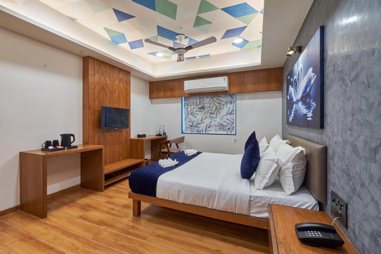 The Scenic Unity Hotel Garudeshwar Ngoại thất bức ảnh