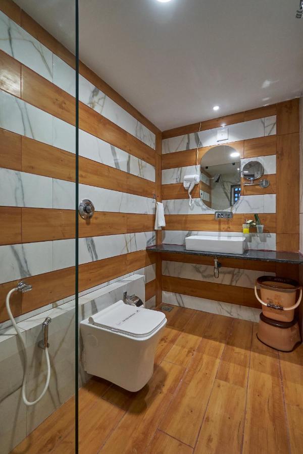 The Scenic Unity Hotel Garudeshwar Ngoại thất bức ảnh