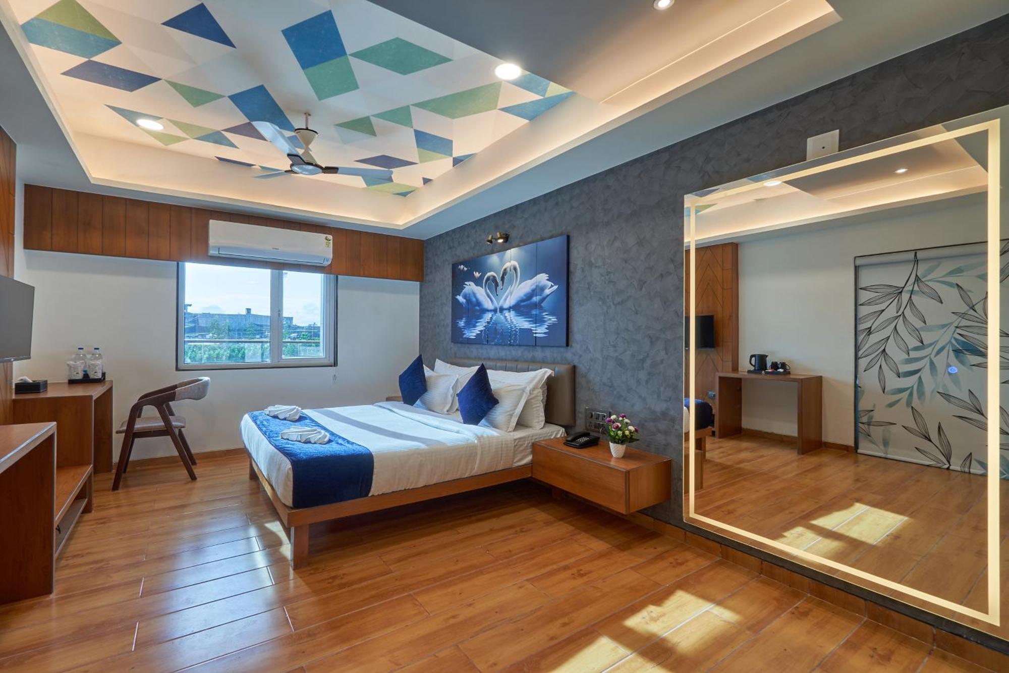 The Scenic Unity Hotel Garudeshwar Ngoại thất bức ảnh